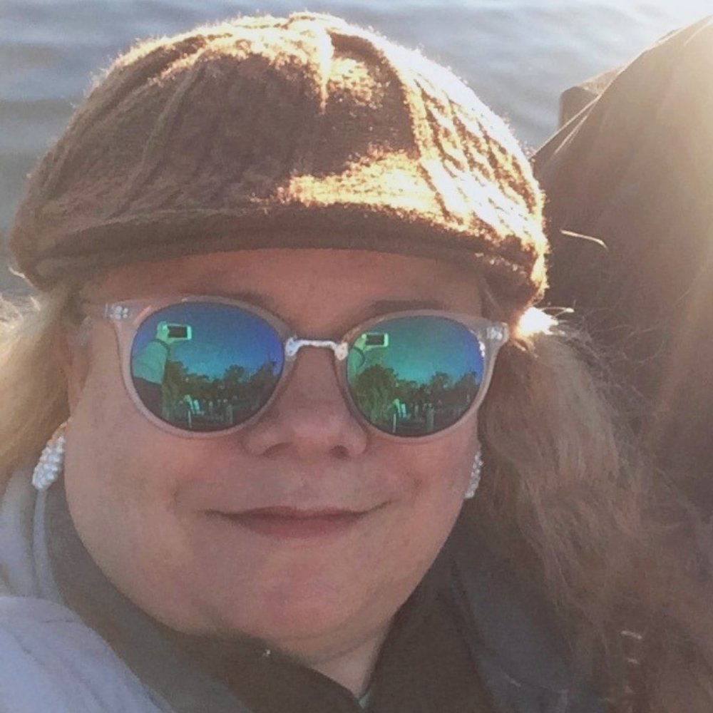 Meet your Posher, Elena